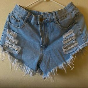 Medium Ripped Denim shorts